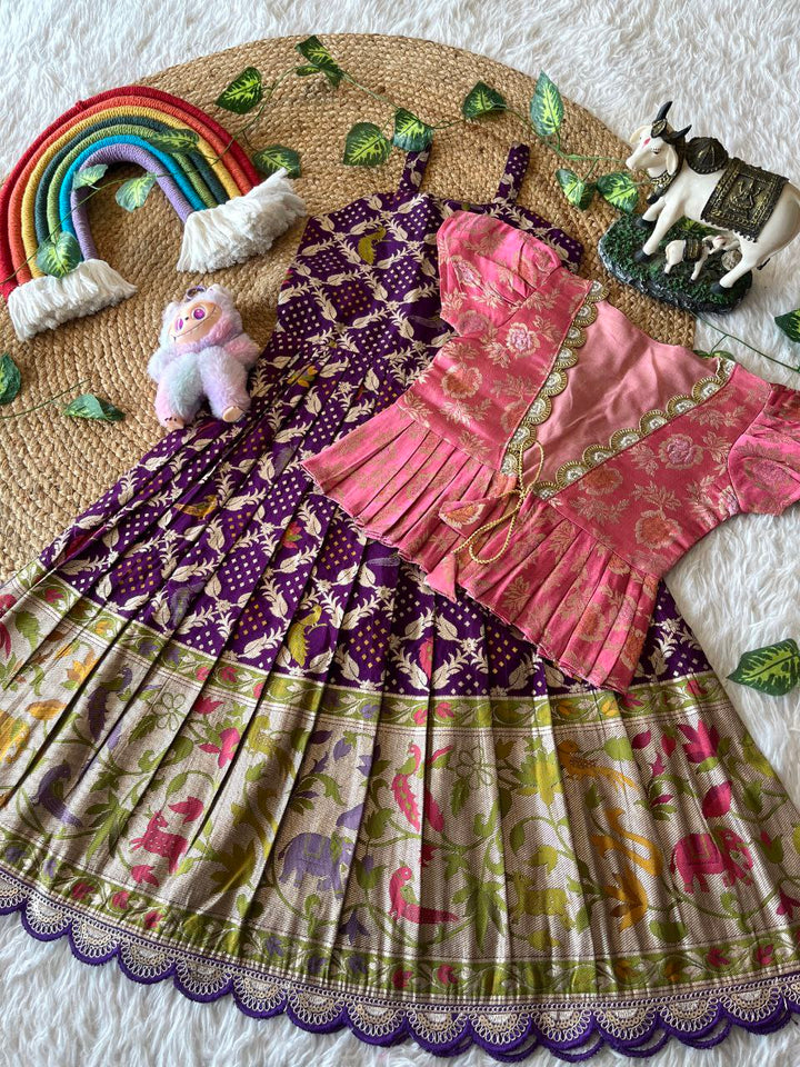 Royal Bandhej Kids Gown With Coat Model
