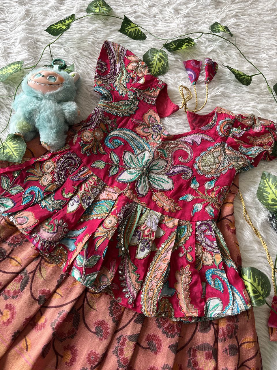 👑 Royal Heritage Bloom – Kids Designer Lehenga Set 👑