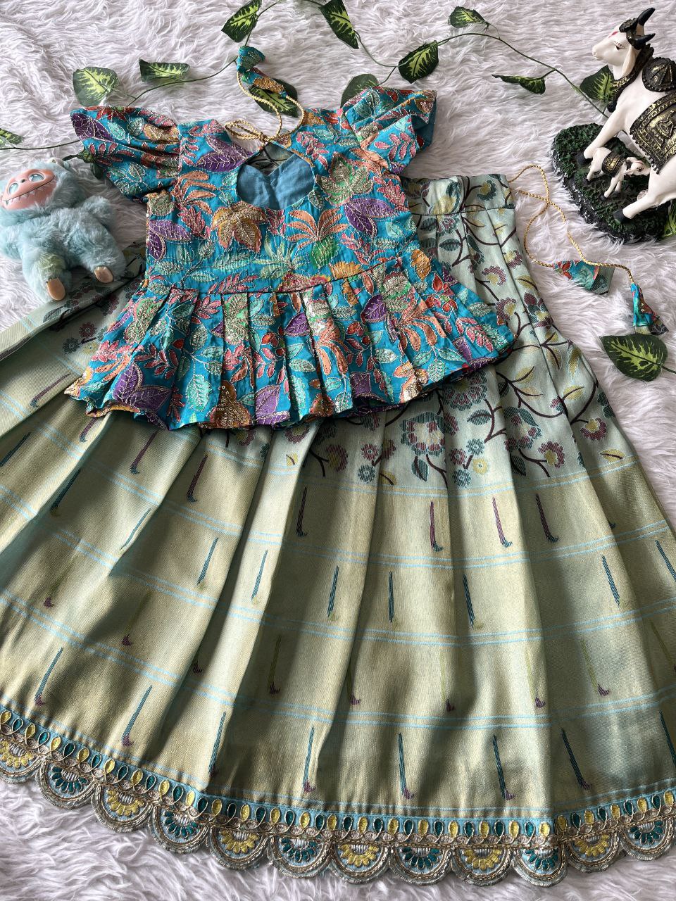 👑 Royal Heritage Bloom – Kids Designer Lehenga Set 👑