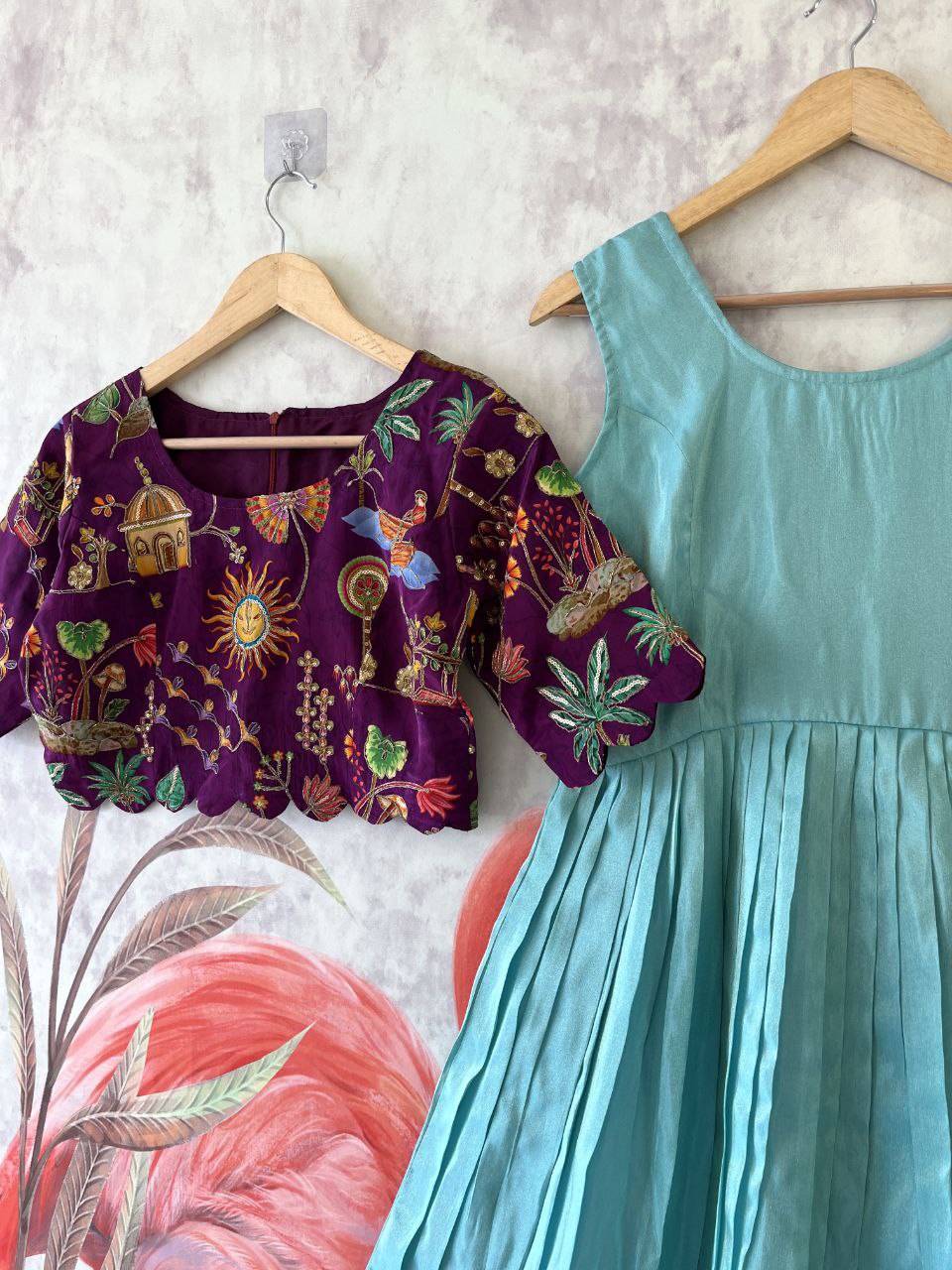 🌸 Royal Aura Grace – Designer Gown with Coat Set 🌸