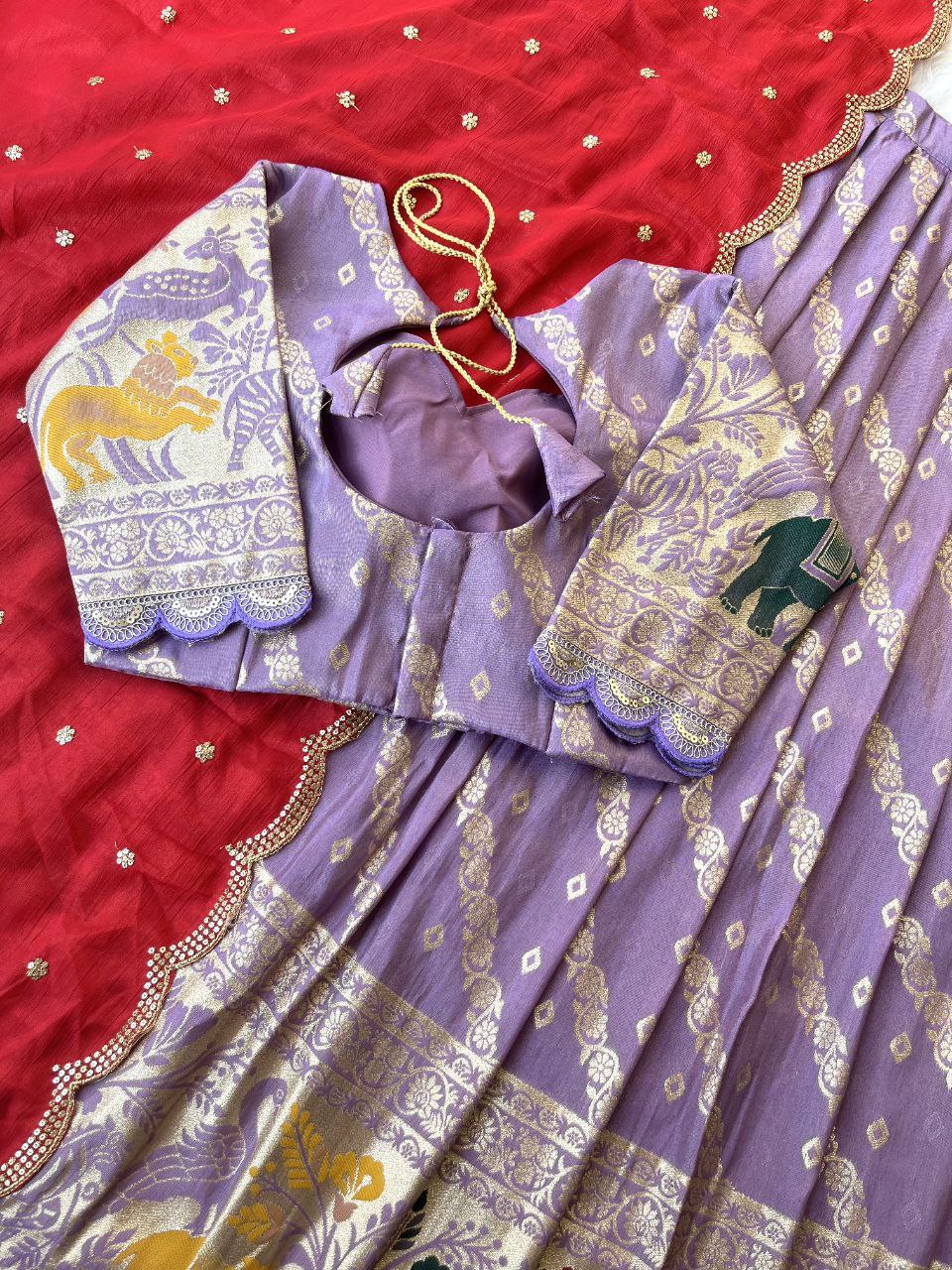 🌸 Fusion Heritage Charm – Designer Lehenga Set 🌸
