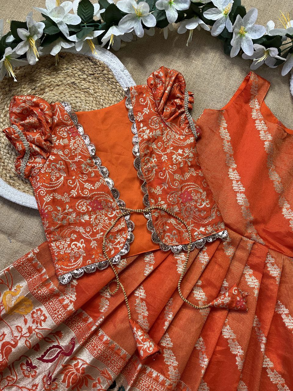 ❇️ Paithani Royal Layer – Designer Gown with Coat Set ❇️