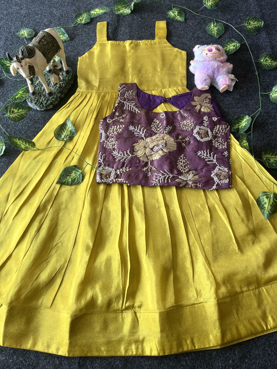 🌸 Floral Royal Layer – Kids Tissue Gown with Handwork Coat 🌸